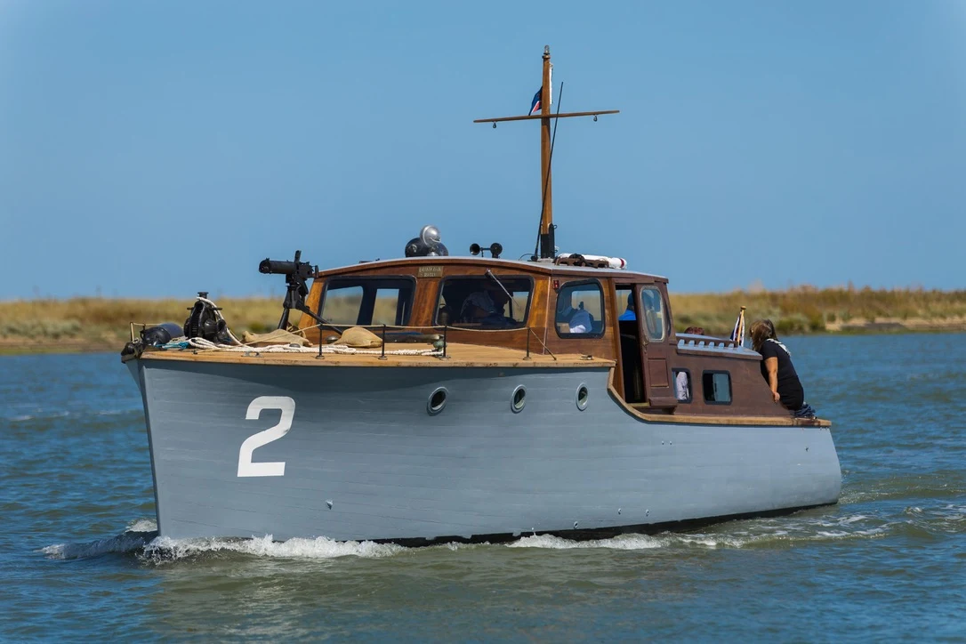 Gerfalcon underway on the water in 2027